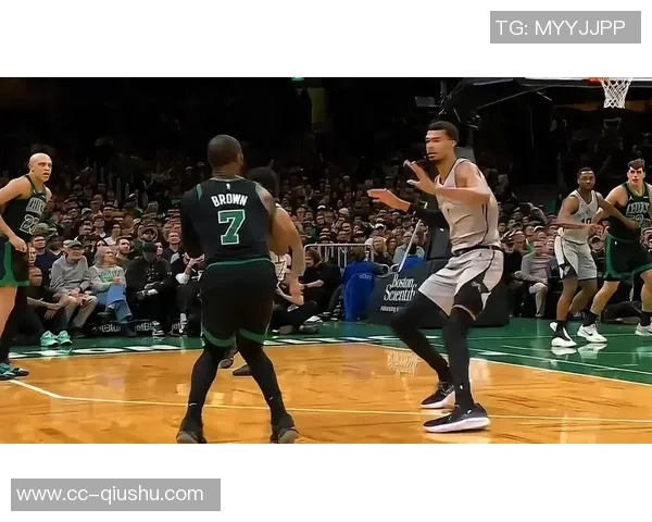 杰伦布朗首节表现平平仅得2分3投1中篮板助攻均有贡献