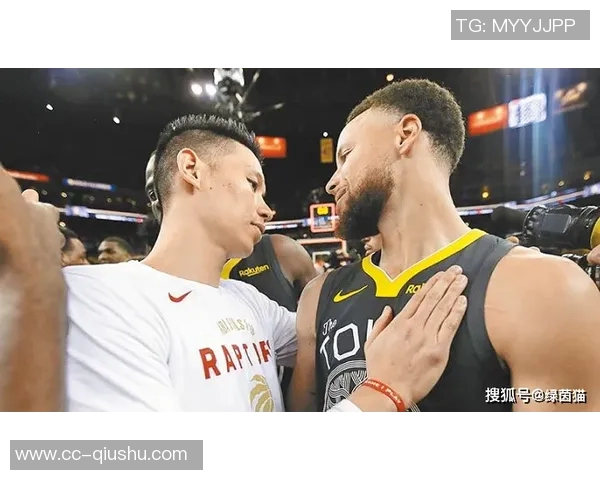 即将步入而立之年的西蒙斯钓鱼是否在为重返联盟做好准备